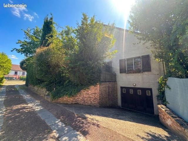 Maison 7 pièces 163 m²