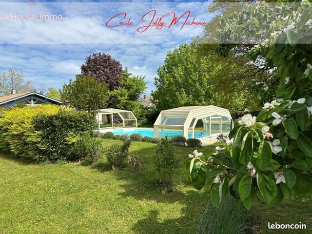 Maison 7 pièces 163 m²