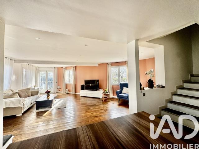 Maison 7 pièces 163 m²
