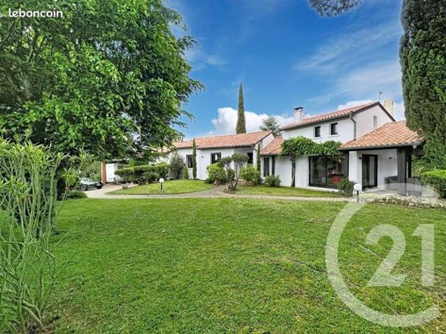 Maison 7 pièces 163 m²