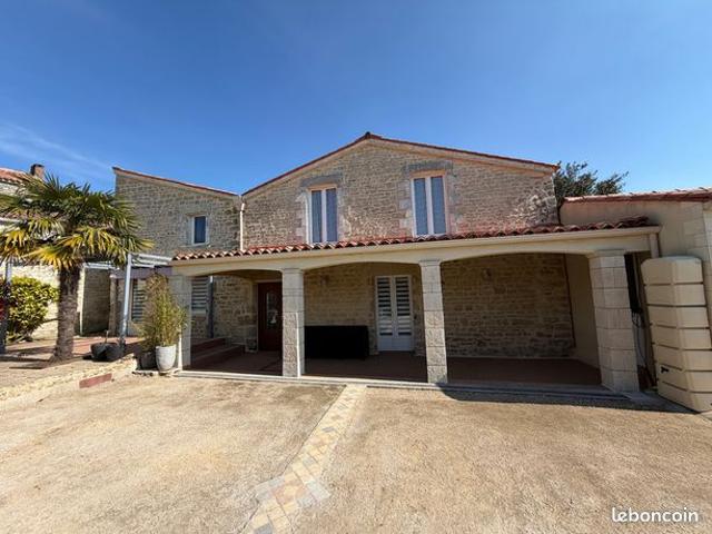 Maison 7 pièces 163 m²