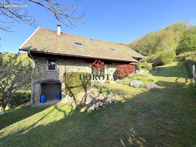Maison 7 pièces 163 m²