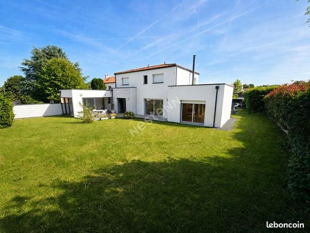 Maison 7 pièces 163 m²