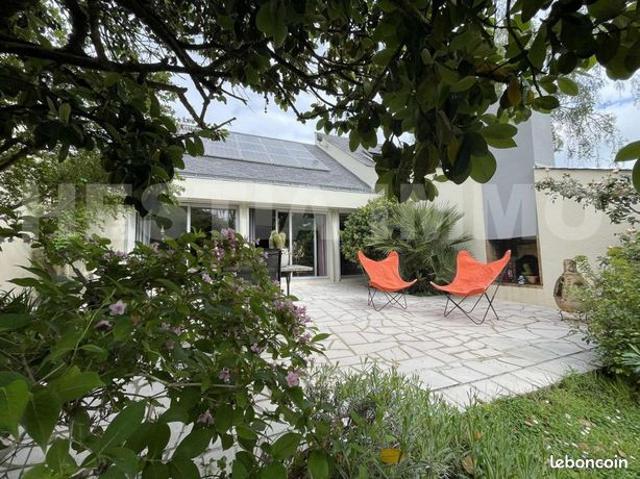 Maison 7 pièces 163 m²