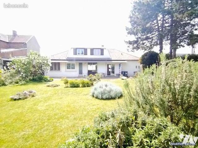 Maison 7 pièces 163 m²