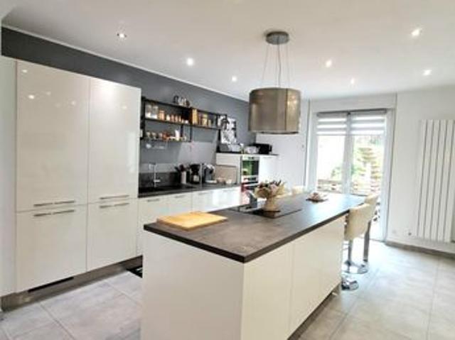 Maison 7 pièces 163 m²