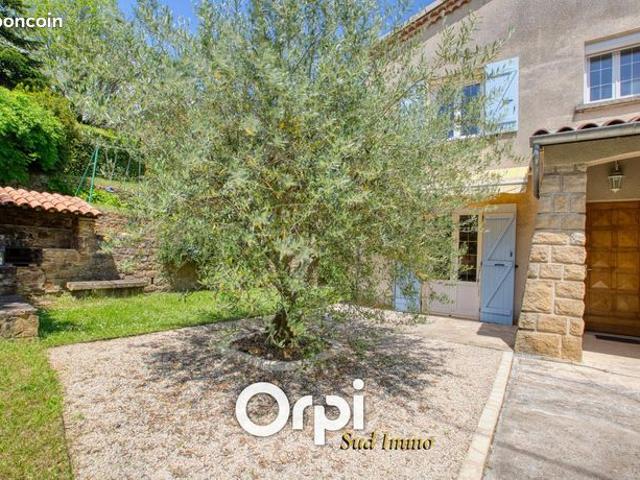 Maison 7 pièces 163 m²
