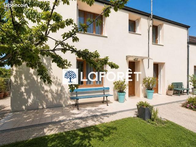 Maison 7 pièces 163 m²