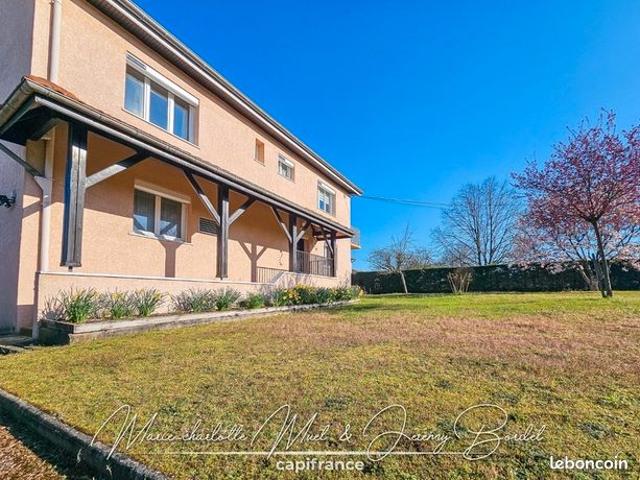 Maison 7 pièces 174 m²