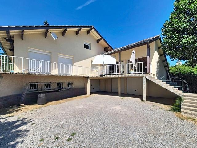 Maison 7 pièces 174 m²