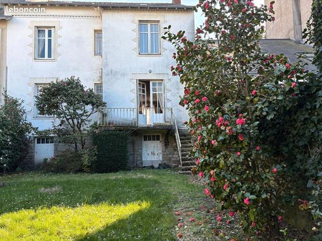Maison 7 pièces 174 m²