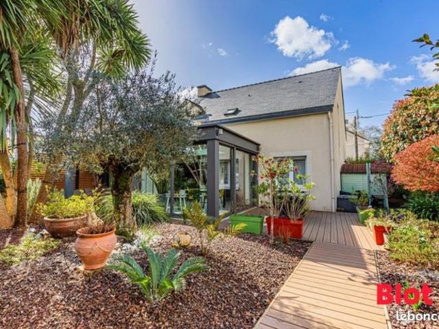 Maison 7 pièces 174 m²