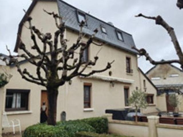 Maison 7 pièces 174 m²