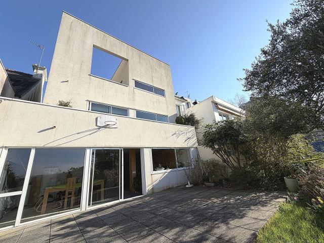 Maison 7 pièces 174 m²