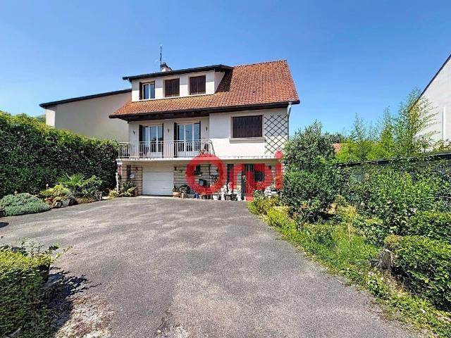 Maison 7 pièces 174 m²