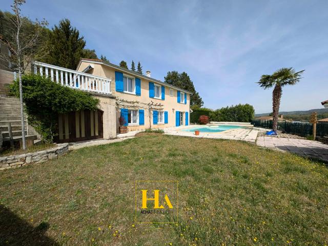 Maison 7 pièces 174 m²