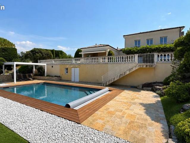 Maison 7 pièces 174 m²