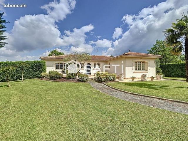 Maison 7 pièces 174 m²