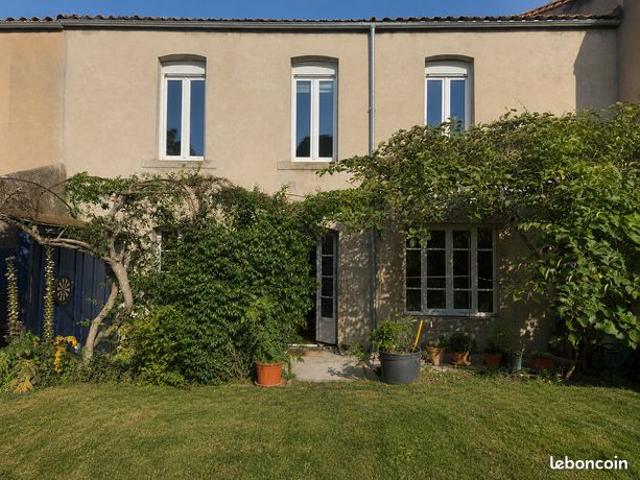 Maison 7 pièces 174 m²