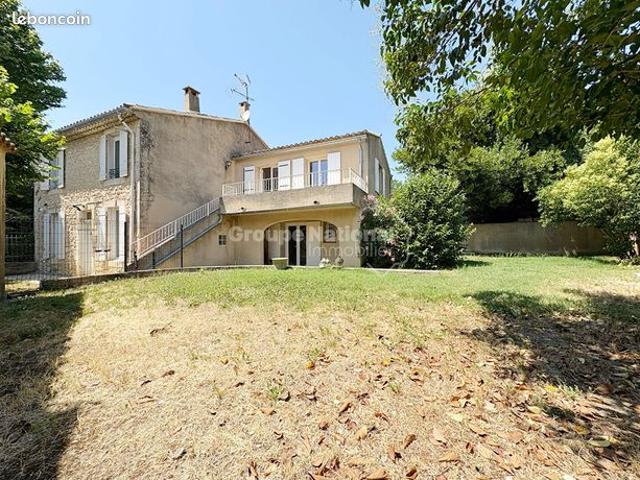 Maison 7 pièces 174 m²