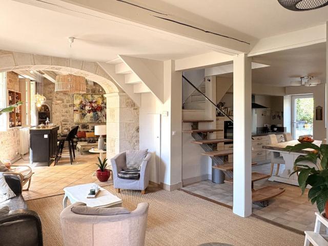 Maison 7 pièces 174 m²