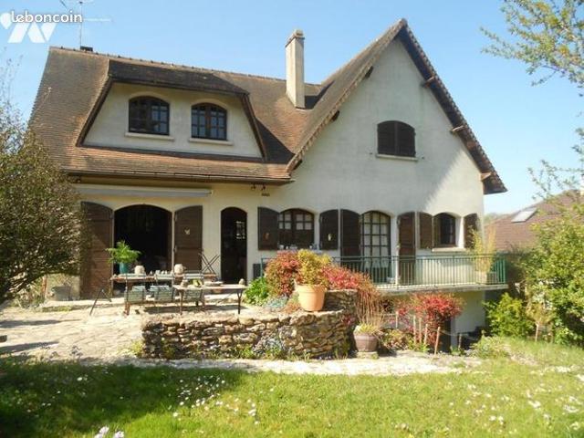 Maison 7 pièces 175 m²