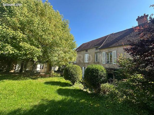 Maison 7 pièces 175 m²