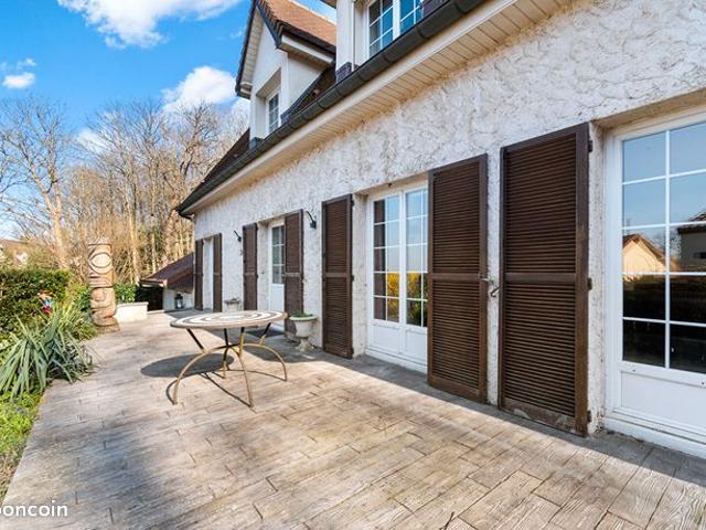Maison 7 pièces 175 m²
