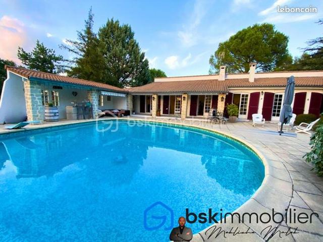 Maison 7 pièces 175 m²