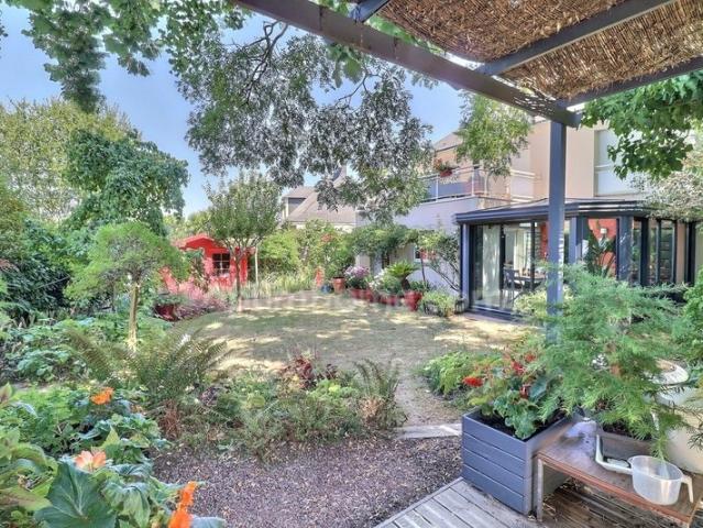 Maison 7 pièces 175 m²