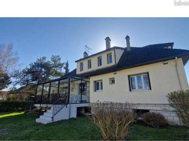 Maison 7 pièces 175 m²