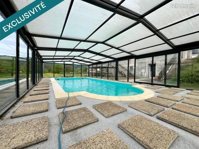 Maison 7 pièces 276 m²