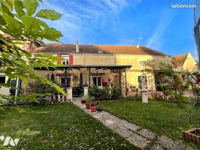 Maison 7 pièces 175 m²