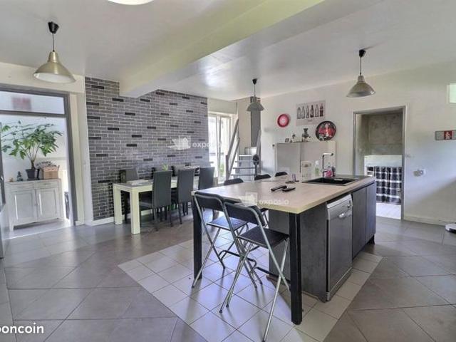 Maison 7 pièces 175 m²