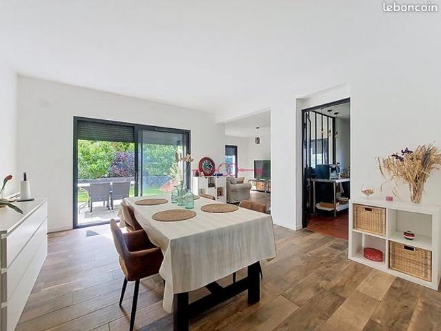 Maison 7 pièces 175 m²