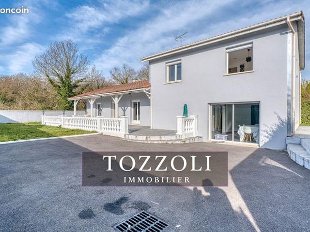 Maison 7 pièces 175 m²