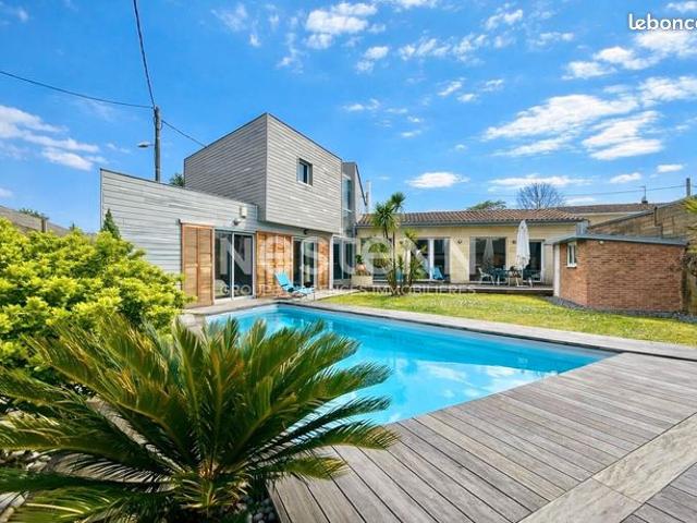 Maison 7 pièces 175 m²