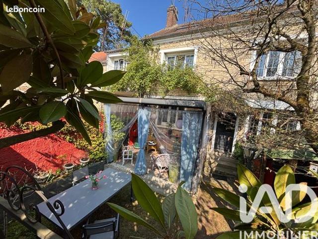 Maison 7 pièces 175 m²