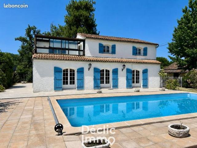 Maison 7 pièces 175 m²