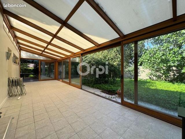Maison 7 pièces 175 m²