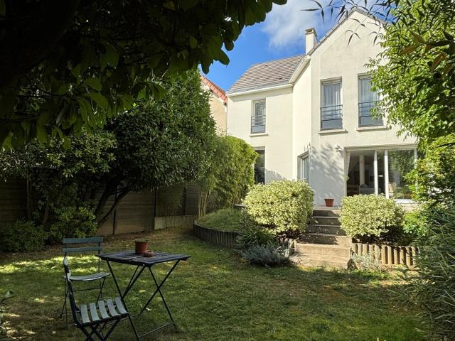Maison 7 pièces 175 m²