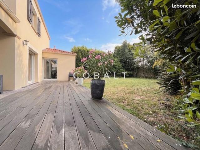 Maison 7 pièces 175 m²