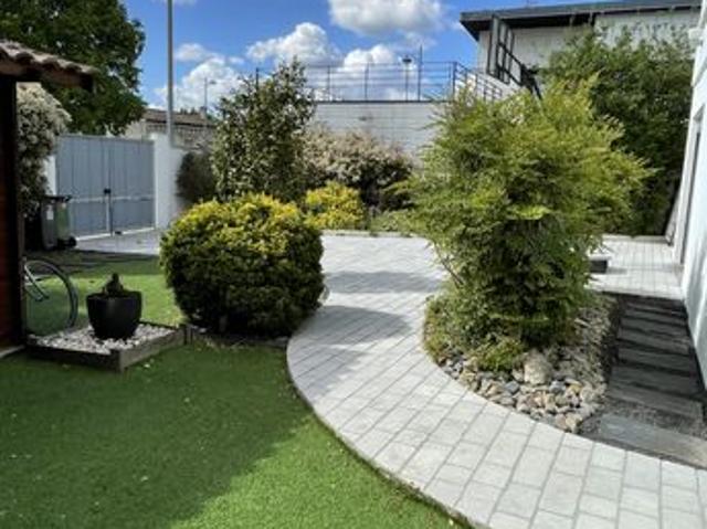 Maison 7 pièces 176 m²