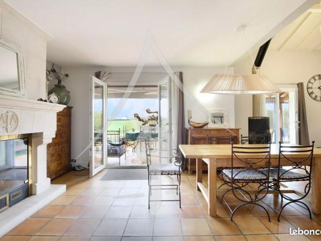Propriété 7 pièces 176 m²