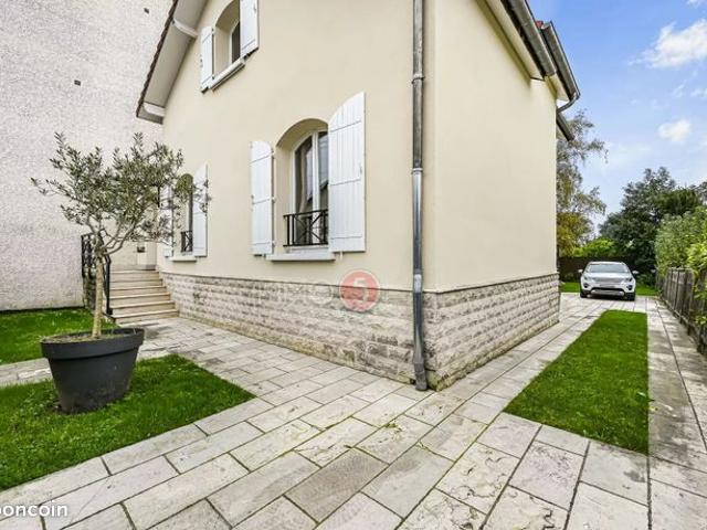 Maison 7 pièces 176 m²