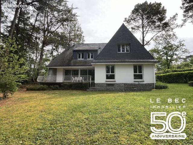 Maison 7 pièces 176 m²