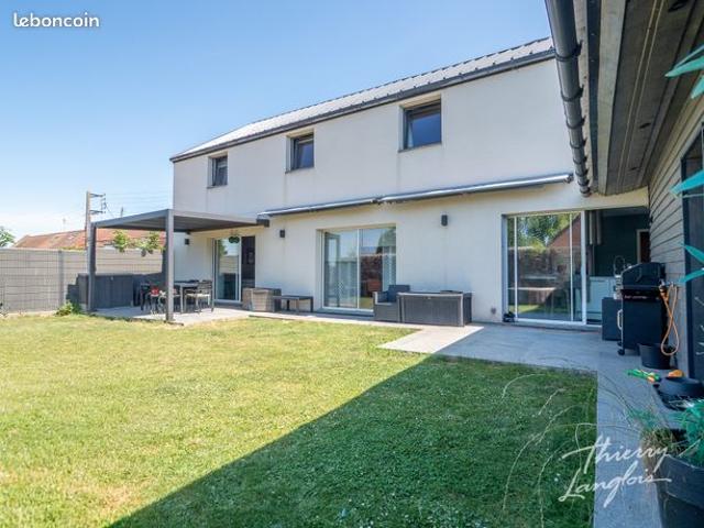 Maison 7 pièces 176 m²