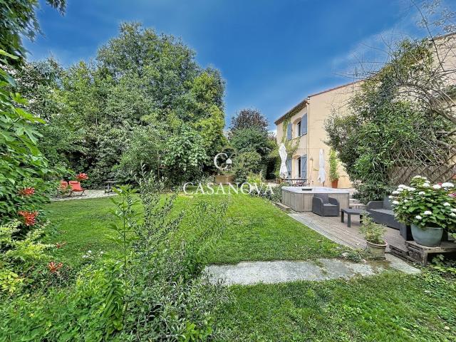 Maison 7 pièces 176 m²