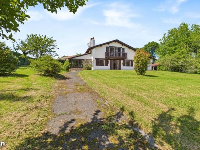 Maison 7 pièces 176 m²