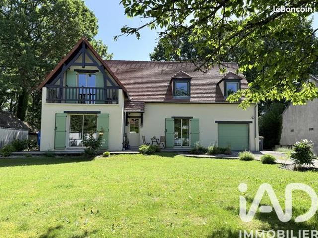 Maison 7 pièces 176 m²